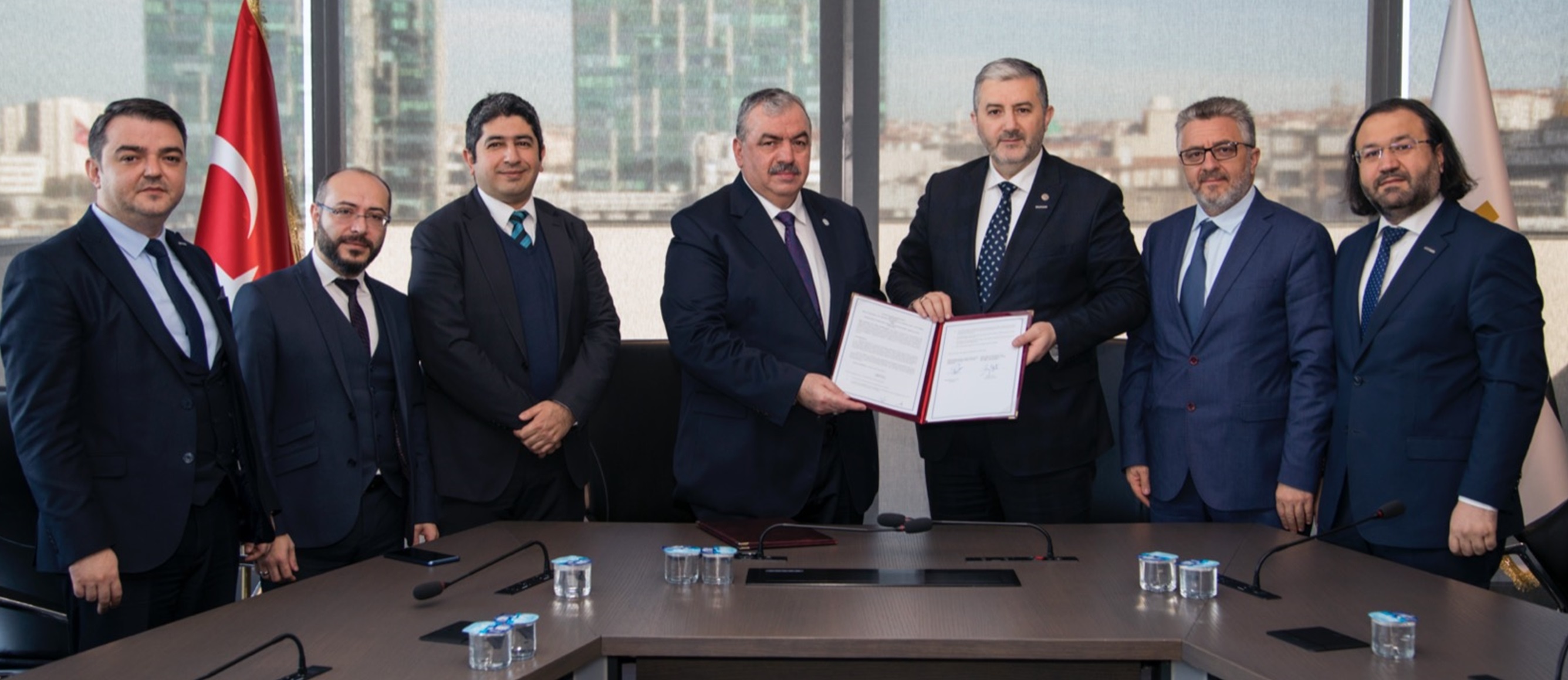 MÜSİAD İLE SMIIC ARASINDA İŞ BİRLİĞİ PROTOKOLÜ İMZALANDI