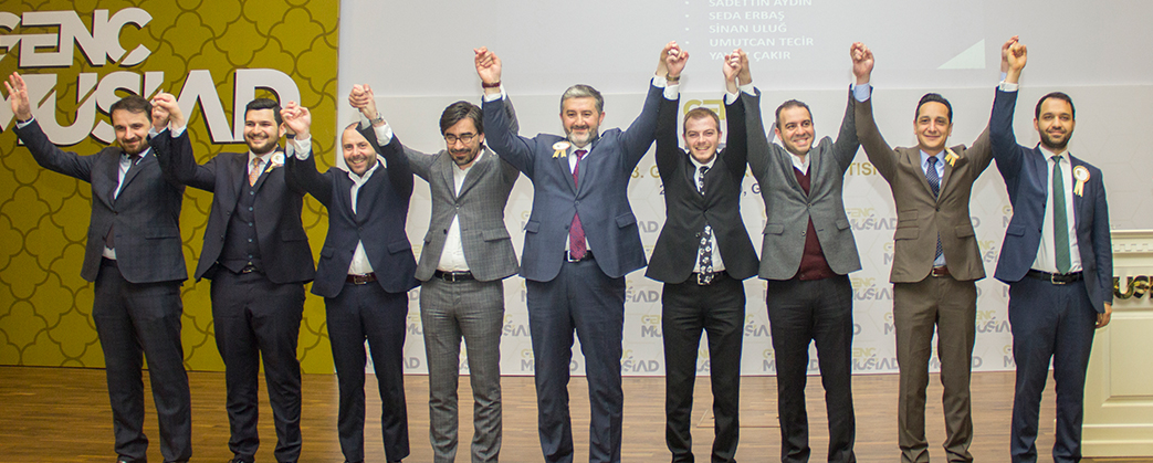 GENÇ MÜSİAD'DA BAYRAK DEĞİŞİMİ