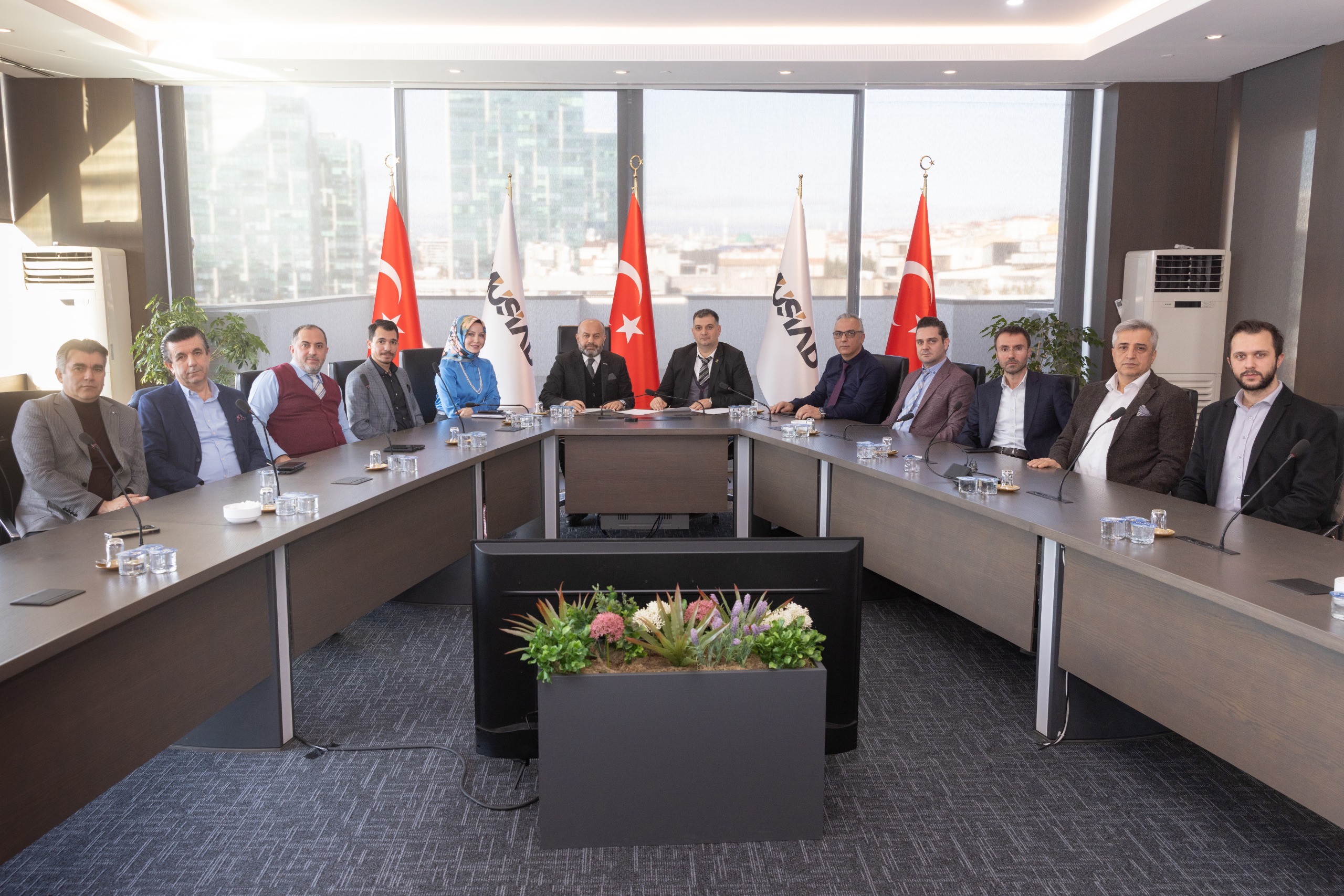 OTOMOTİV VE ULAŞIM ARAÇLARI SEKTÖR KURULU SAKARYA UYGULAMALI BİLİMLER ÜNİVERSİTESİ İLE İŞ BİRLİĞİ PROTOKOLÜ İMZALADI