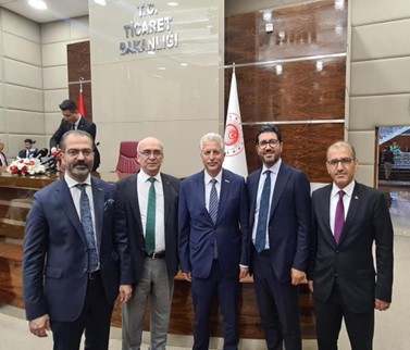 SAVUNMA SANAYİ SEKTÖR KURULU'NDAN TİCARET BAKANI PROF. DR. ÖMER BOLAT'A TEBRİK ZİYARETİ
